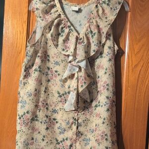 Floral Ruffle V-Neck Blouse